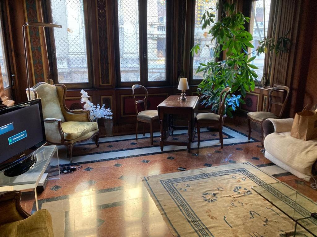 Le Stanze Del Notaio Apartment Genoa Bagian luar foto